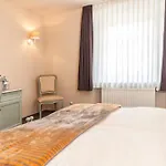 Altstadt-hotel Hotel 3*