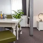 Altstadt-hotel Hotel