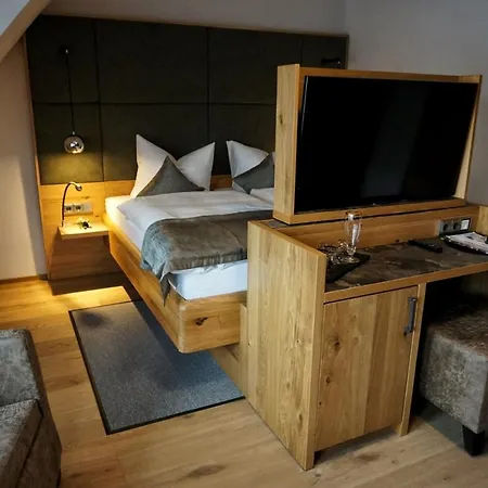 Altstadt-hotel Hotel 3*