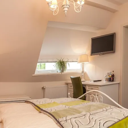 Hotell Altstadt-hotel 3*