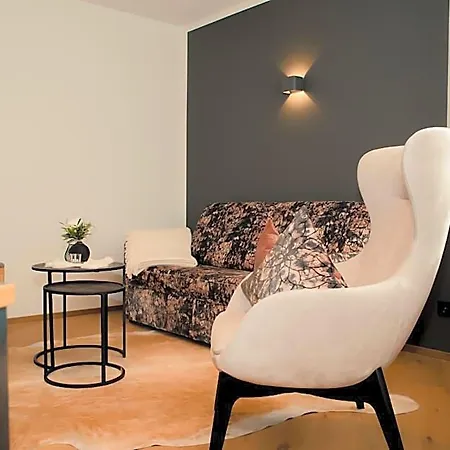 Hotel Altstadt-hotel 3*